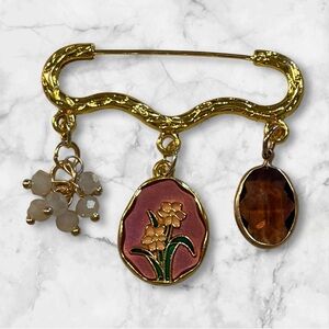 Elegant Gold and Pink Floral Brooch